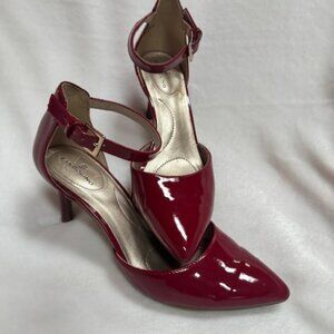 Bandolino Red Pumps: Be Bold, Be Unforgettable